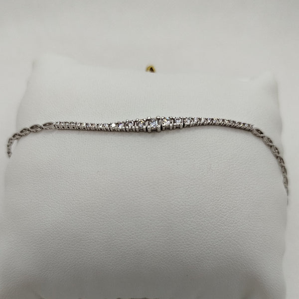 Bracciale oro 18k bianco centrale pietre zirconi 19 cm 4.30 gr | Gioiellitosti.it
