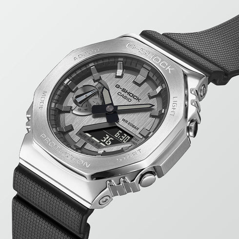 Casio G - Shock GM - 2100 - 1AER Multifunzione WR 200M | Gioiellitosti.it