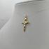 Crocifisso oro 18 kt Bicolore Cristo in rilievo 1.25 gr | Gioielli Tosti
