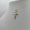 Crocifisso oro 18 kt Bicolore Cristo in rilievo 1.25 gr | Gioielli Tosti