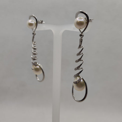 Orecchini Perle pendenti e Diamanti oro 18k | Gioiellitosti.it