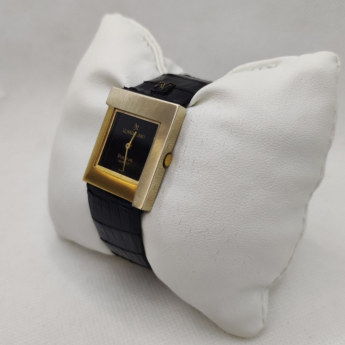 Magnifique Montre Femme Bulova Plaqué Or Et Noir PVD – Neuf Avec étiquettes, Style Vintage Intemporel