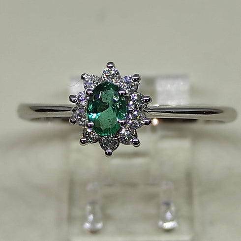 Anello Oro bianco 18k Diamanti 0,10 Smeraldi 0,30 | Gioiellitosti.it
