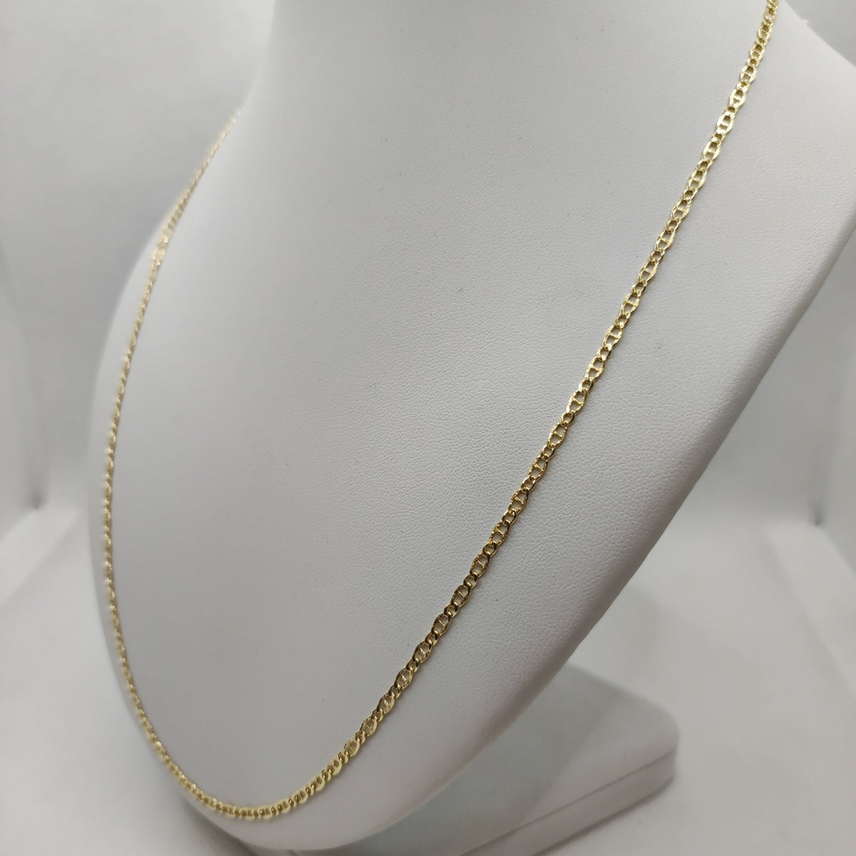 CARISSIMA Collana con Catena Curb Diamantata da 0,6 mm in Oro Bianco 9 ct, Lunghezza 41 cm/16 Pollici : Carissima Gold CARISSIMA Collana con Catena Curb Diamantata da 0,6 mm in Oro Bianco 9 ct, Lunghezza 41 cm/16 Pollici : Carissima Gold