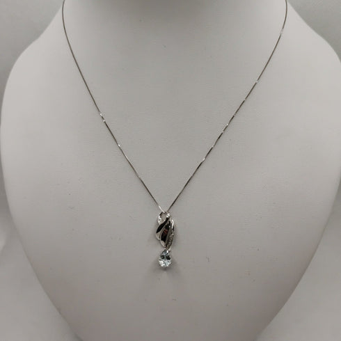 Collana ciondolo acquamarina diamanti oro 18k | Gioiellitosti.it