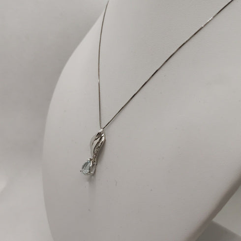 Collana ciondolo acquamarina diamanti oro 18k | Gioiellitosti.it