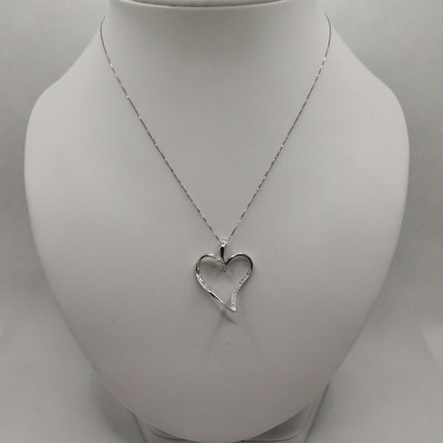 Collana ciondolo cuore oro bianco 18k diamanti 0,13 F | Gioiellitosti.it