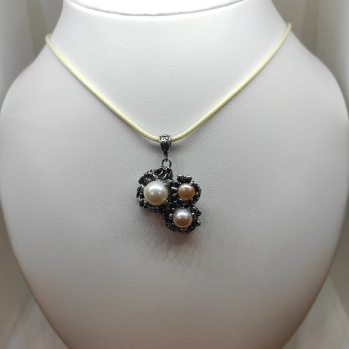 Collana ciondolo in argento 925 con perle MAGNA GRECIA MGK4107V | Gioiellitosti.it