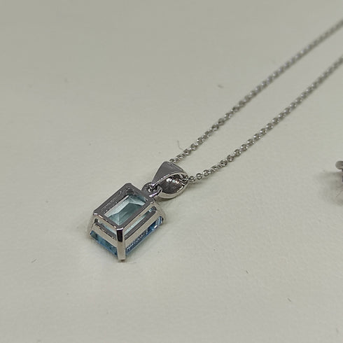 Collana punto luce oro bianco 18k Topazio azzurro | Gioiellitosti.it