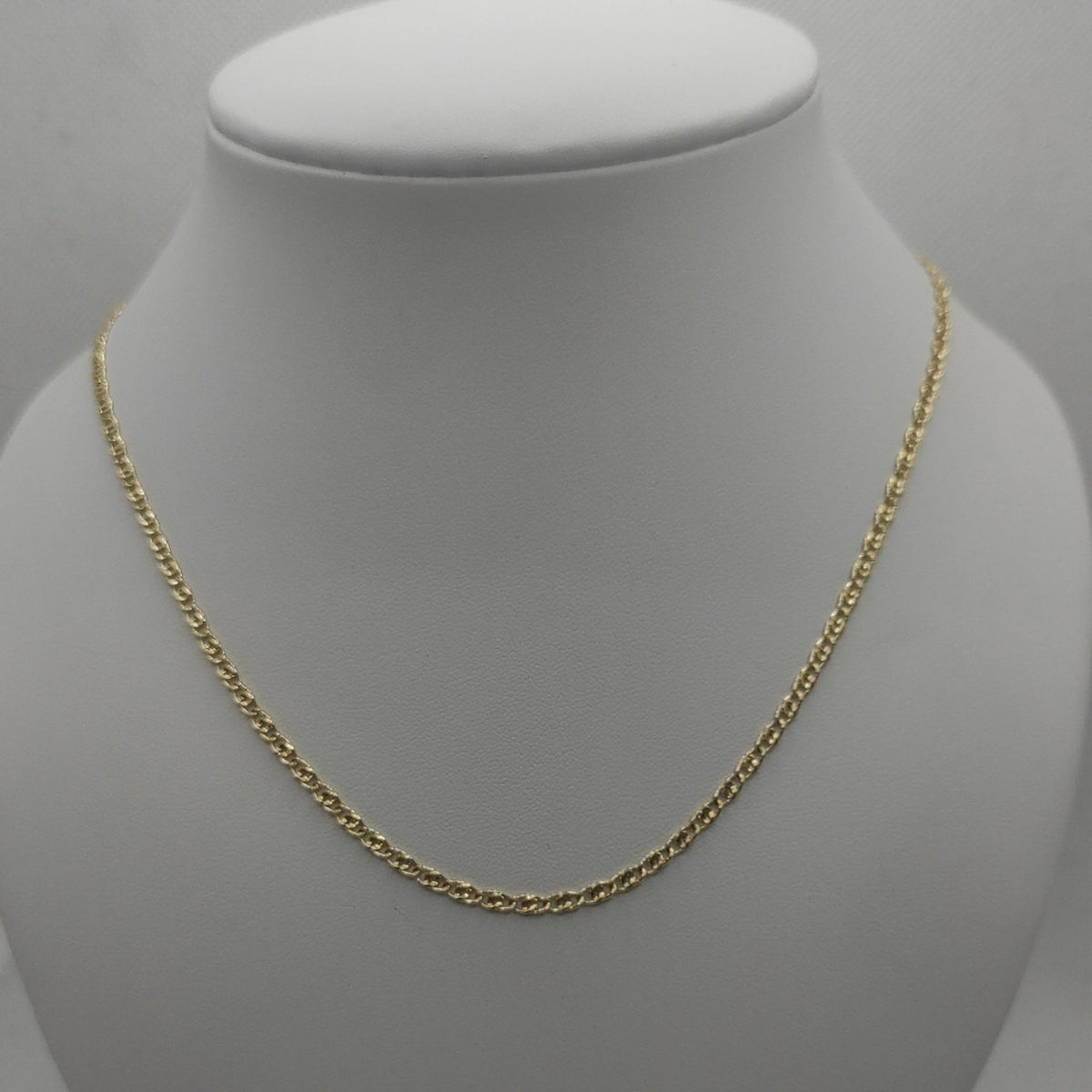 Collana a catena Spiga/grano in oro giallo 18 carati, 18 pollici, larghezza 0,8 mm - Italia Collana a catena Spiga/grano in oro giallo 18 carati, 18 pollici, larghezza 0,8 mm - Italia