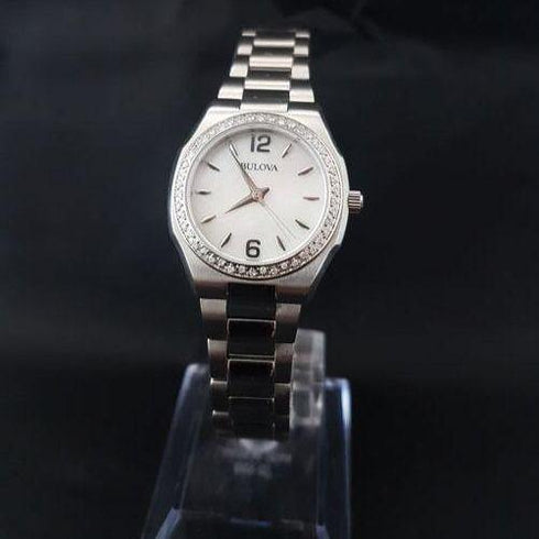 Orologio donna Bulova 96R199 classic acciaio diamanti | Gioiellitosti.it