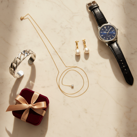 Idee regalo: gioielli e orologi per ogni occasione