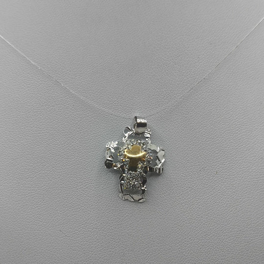 Ciondolo Croce Oro 18k Bianco e Giallo Piccolo 1,10 gr | Gioielli Tosti — Vista dettaglio prodotto originale