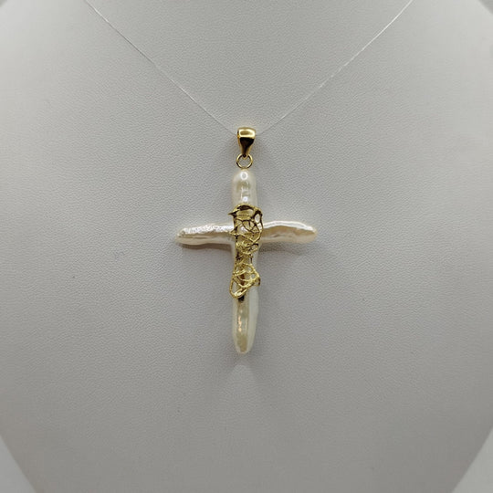 Croce Ciondolo con Perla Barocca e Oro 18k 5.50 gr | Gioiellitosti.it — Product detail view
