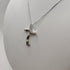 Croce in diamanti stilizzata e collana oro 18k | Gioiellitosti.it