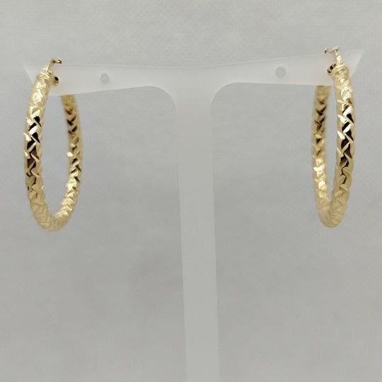 Orecchini cerchio oro giallo 18 kt 2.70 gr | Gioiellitosti.it — Vista dettaglio prodotto originale