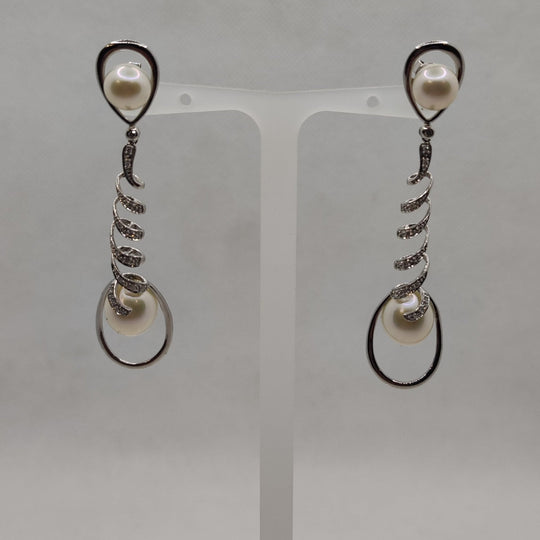 Orecchini Perle pendenti e Diamanti oro 18k | Gioiellitosti.it — Vista dettaglio prodotto originale