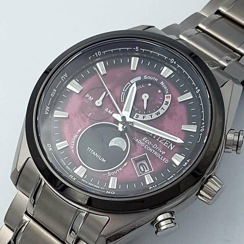 Citizen Moonphase BY1018-80X Radiocontrollato Eco-drive Super Titanio | Gioiellitosti.it